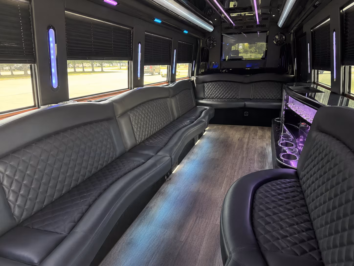 Fremont Winery Tour & Pub Crawl Transportation party bus exterior